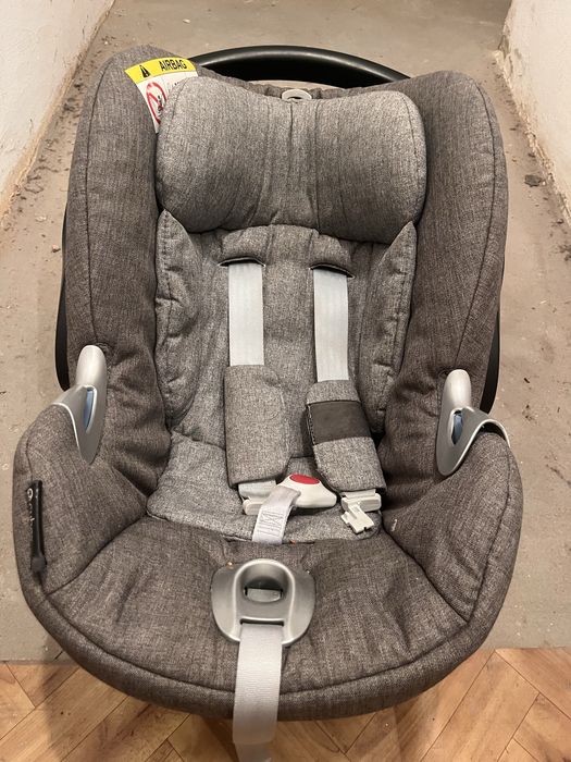 Fotelik samochodowy Cybex z bazą Isofix + wózek gondola i spacerówka