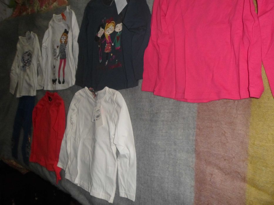 lote de roupa nova com etiqueta para bebe menina