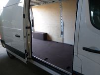 Zabudowa busa blaszaka, Renault Master podłoga, boki, nadkola