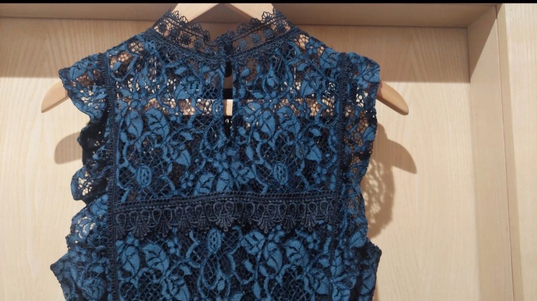 Vestido de renda