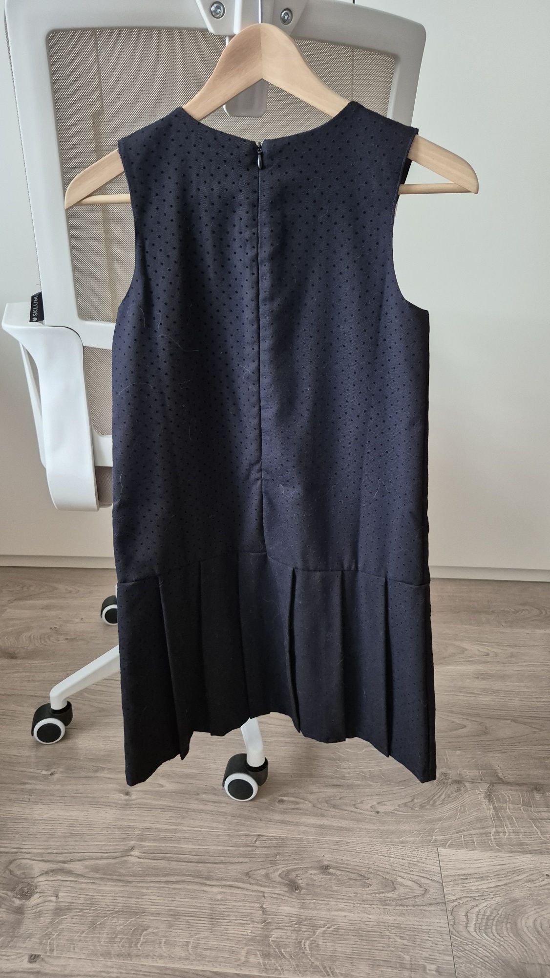 Reserved sukienka granatowa galowa do szkoły rozm.146 OKAZJA!