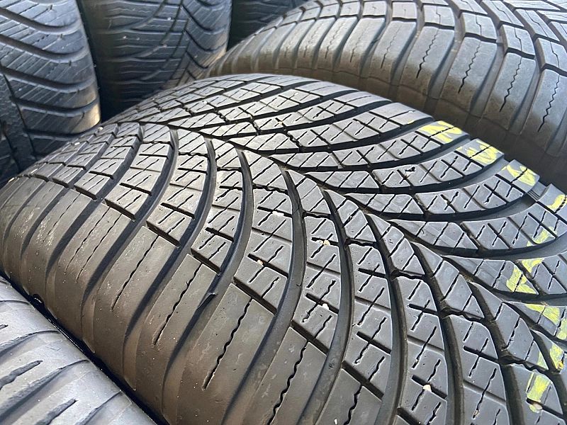 235/55/17 Goodyear Vector 4S gen3_7,2mm_4szt_(442)