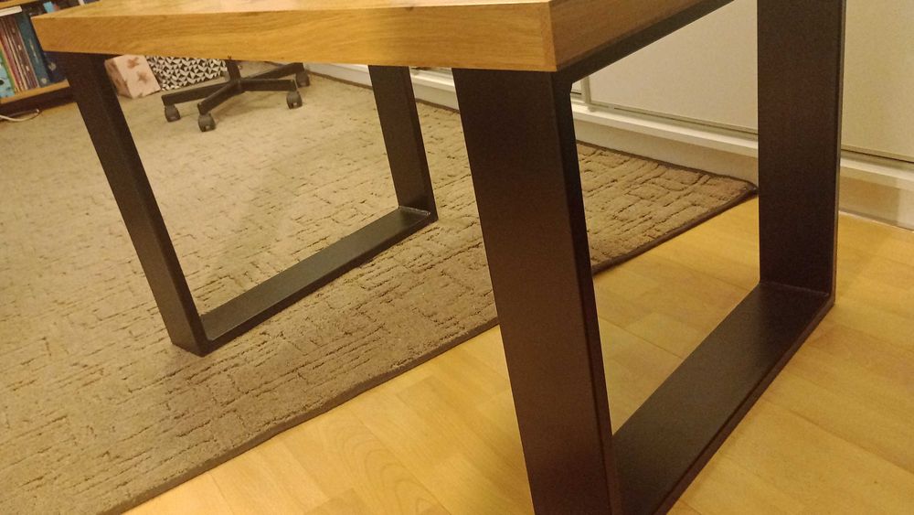 Stolik loftowy dla fanów Harrego Pottera