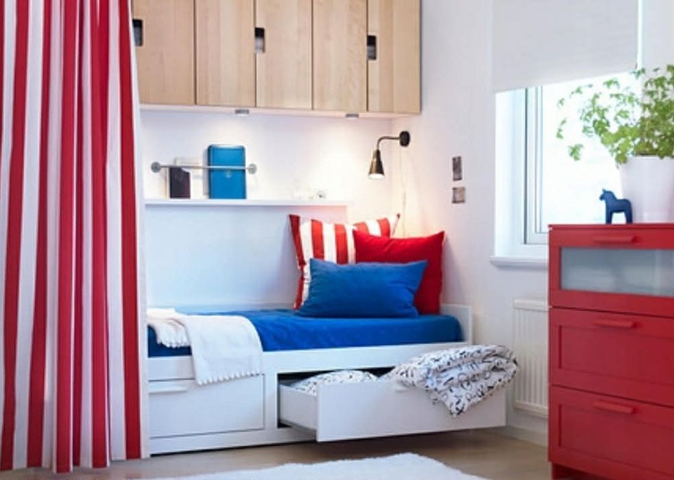 Łóżko rozkładane Ikea brimnes z szufladami