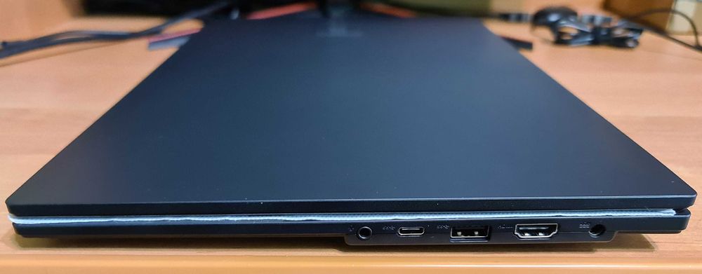 Новий Asus Vivobook E1504G; 8/256gb; Windows 11; S/N : S7N0CV06R88428B