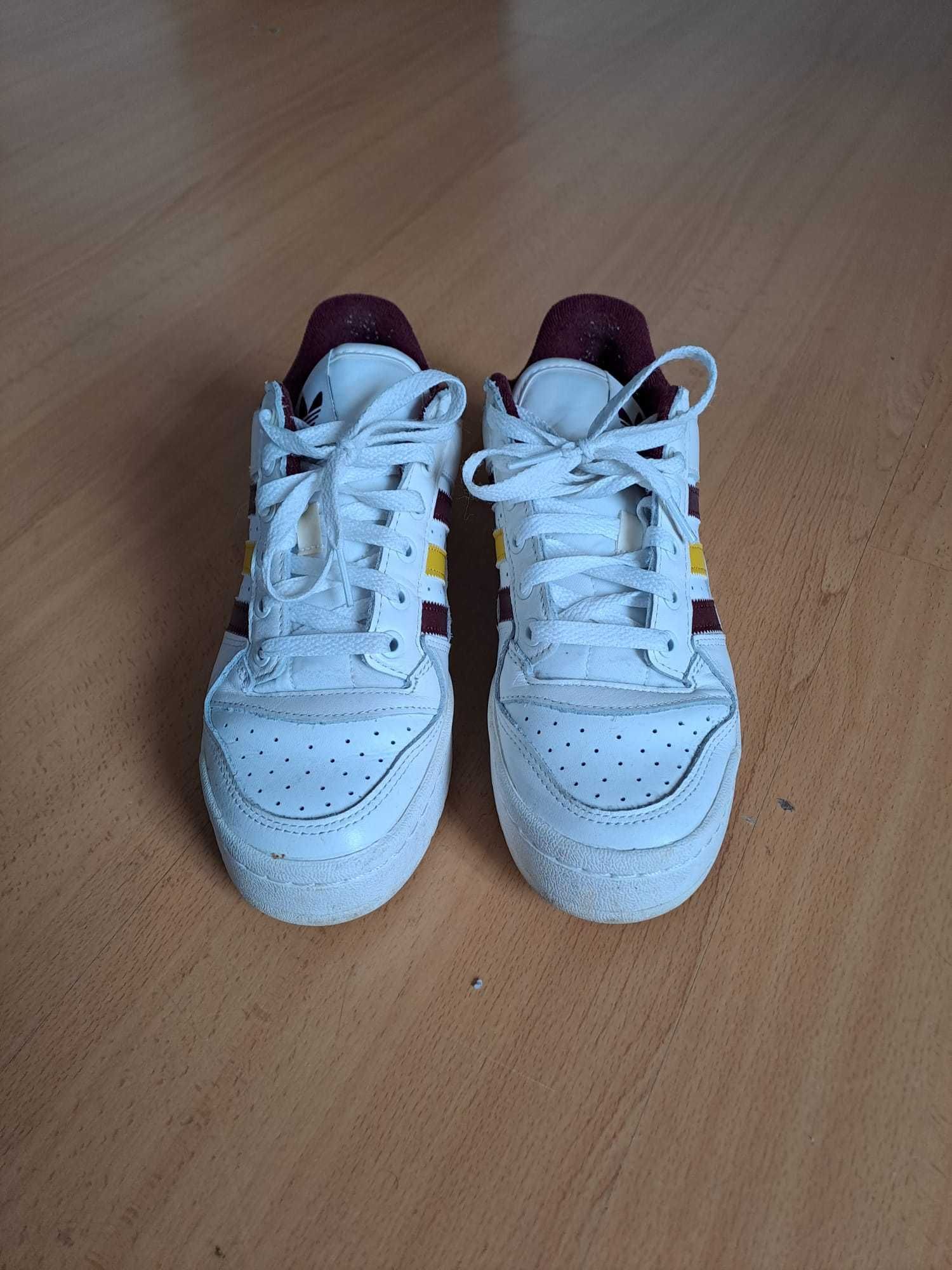 Sapatilhas adidas