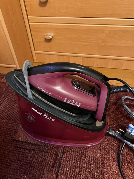 Праска з парогенератором Tefal