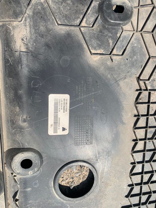 Пильник Бампера Ford Mustang Mach E