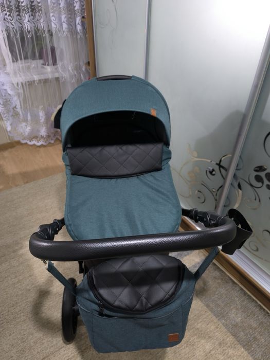 Продам дитячу коляску piuma baby merc