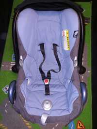 Fotelik samochodowy dla dzieci dziecka 0-13 kg w dobrym stanie