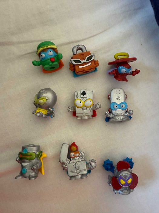 Super Zings - zestaw 6 srebrnych figurek + 3 zwykłe gratis