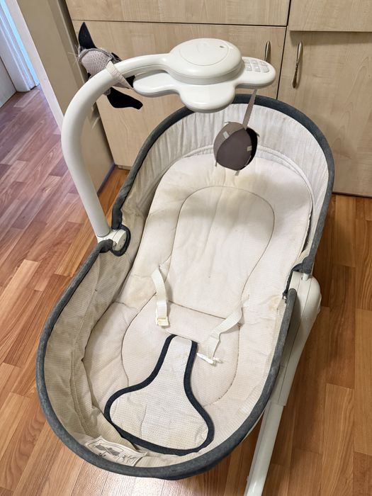 Крісло-гойдалка Tiny Love