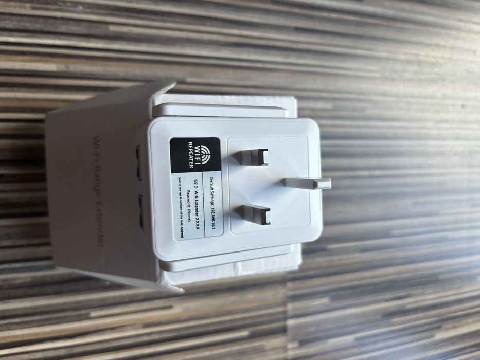 Wi-Fi range extender