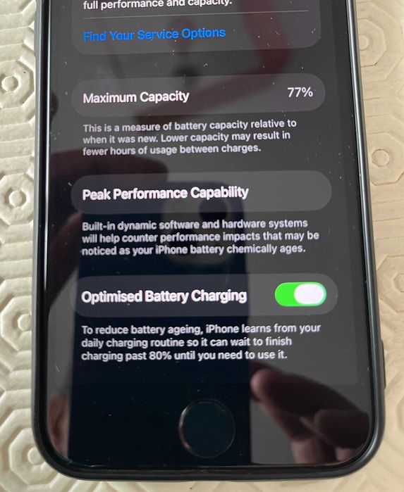 Iphone SE 2020 em muito bom estado