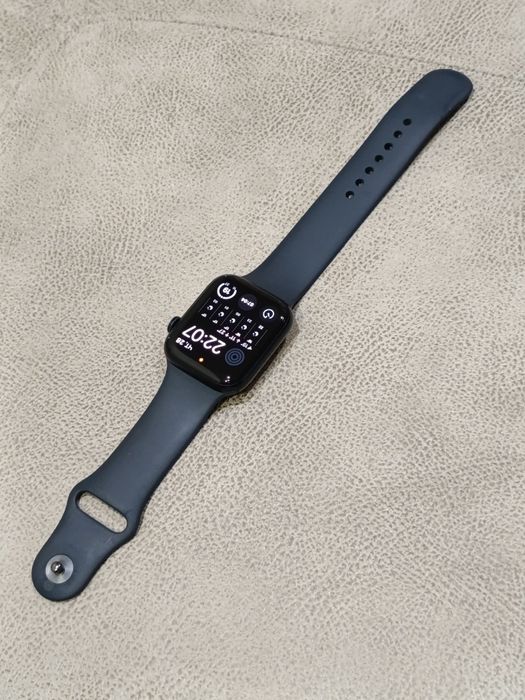 Смарт-годинник Apple watch SE 2