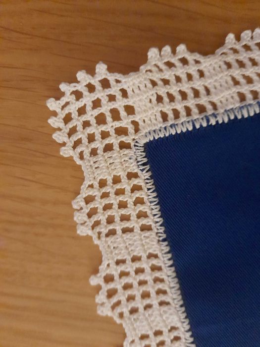 Naperon para cesto de pão