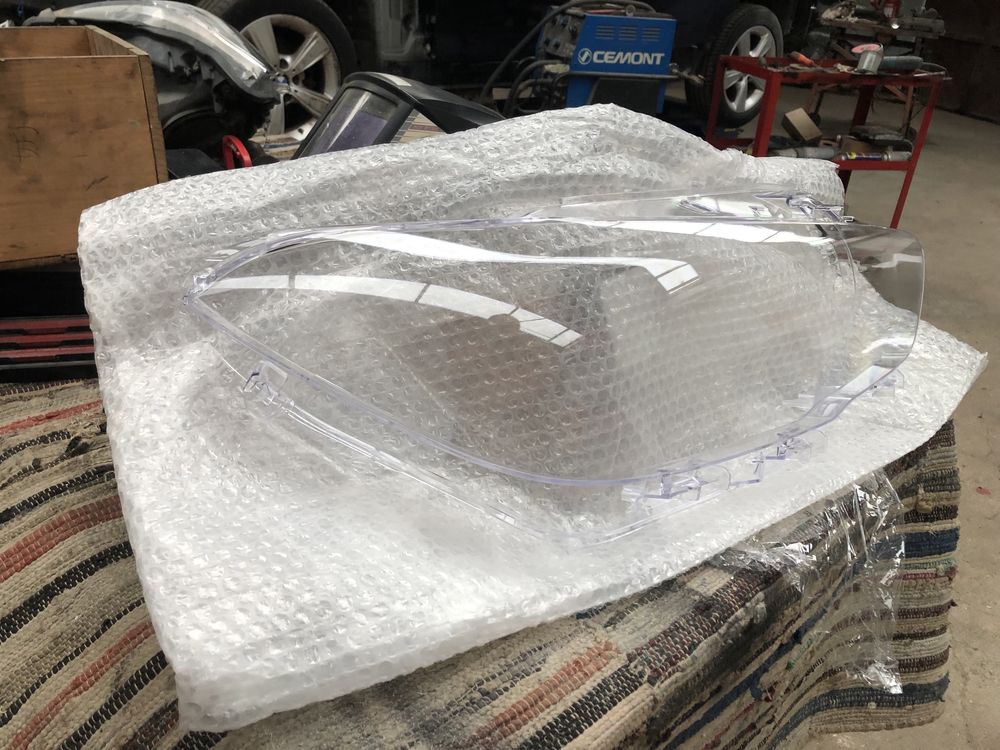 Vidro farol BMW F20 de 2015