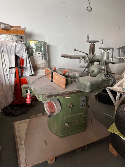 Frezarka dolnowrzecionowa przemysłowa