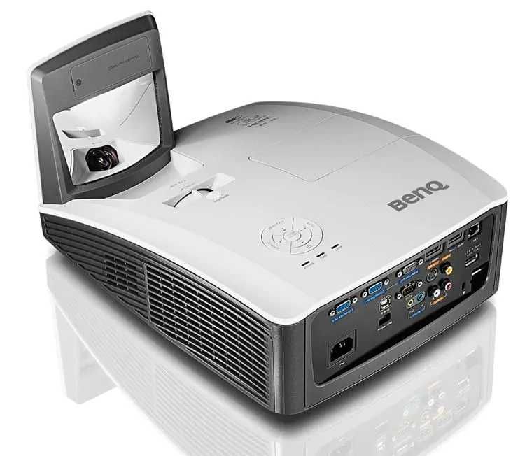 Projector Benq de Ultra Curta Distância+Suporte de tecto