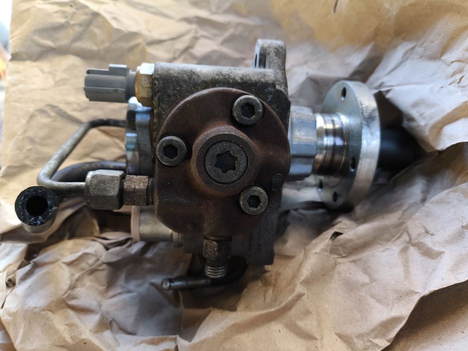 ТНВД Nissan Navara D40. Мотор YD25