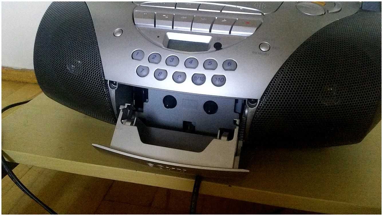 Radio Magnetofon Odtwarzacz CD SONY CFD-S300L BoomBox Kasety WYSYŁKA