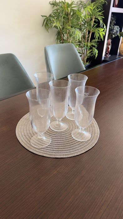 Conjunto de 5 copos altos de plástico