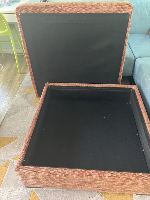 Pufe / repousa pés com arrumação