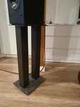 Standy / stojaki pod kolumny
