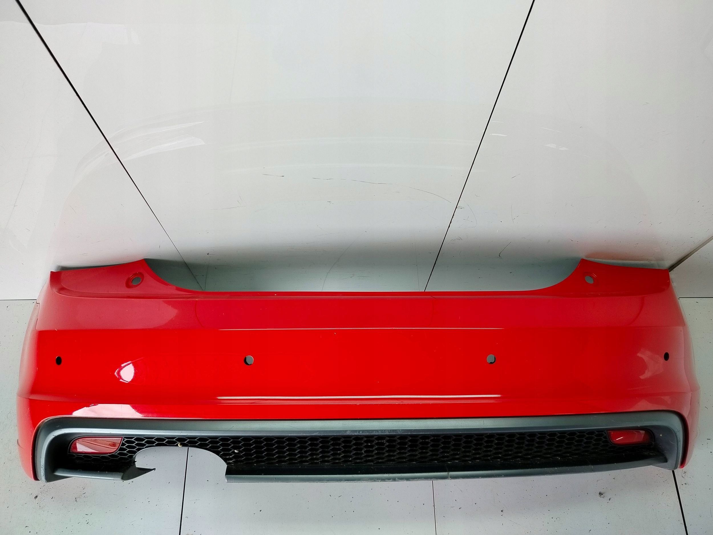 Audi A1 2010 z tyłu zderzak tylny
