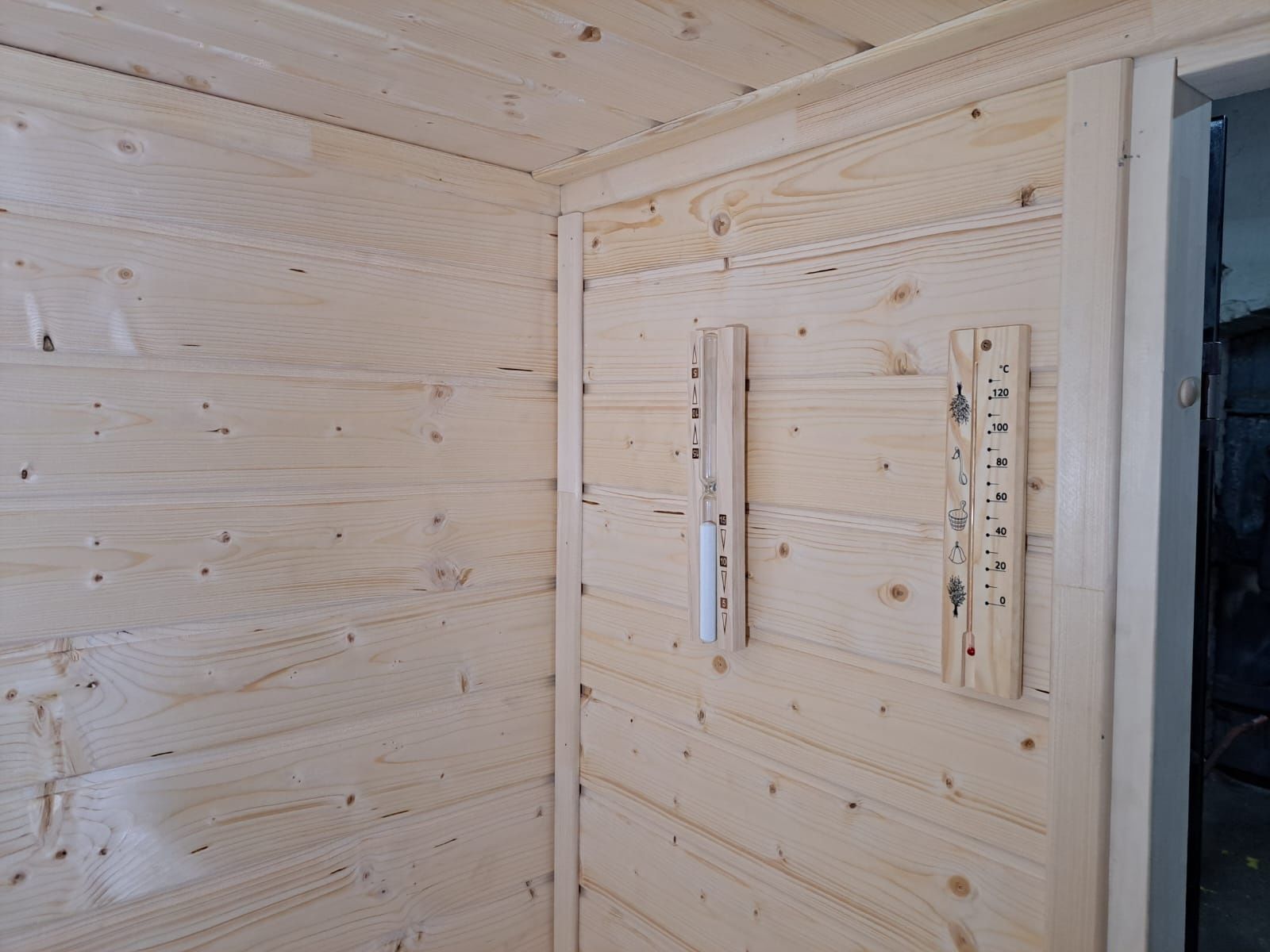 Dostępna od ręki! Sauna ogrodowa fińska ocieplana