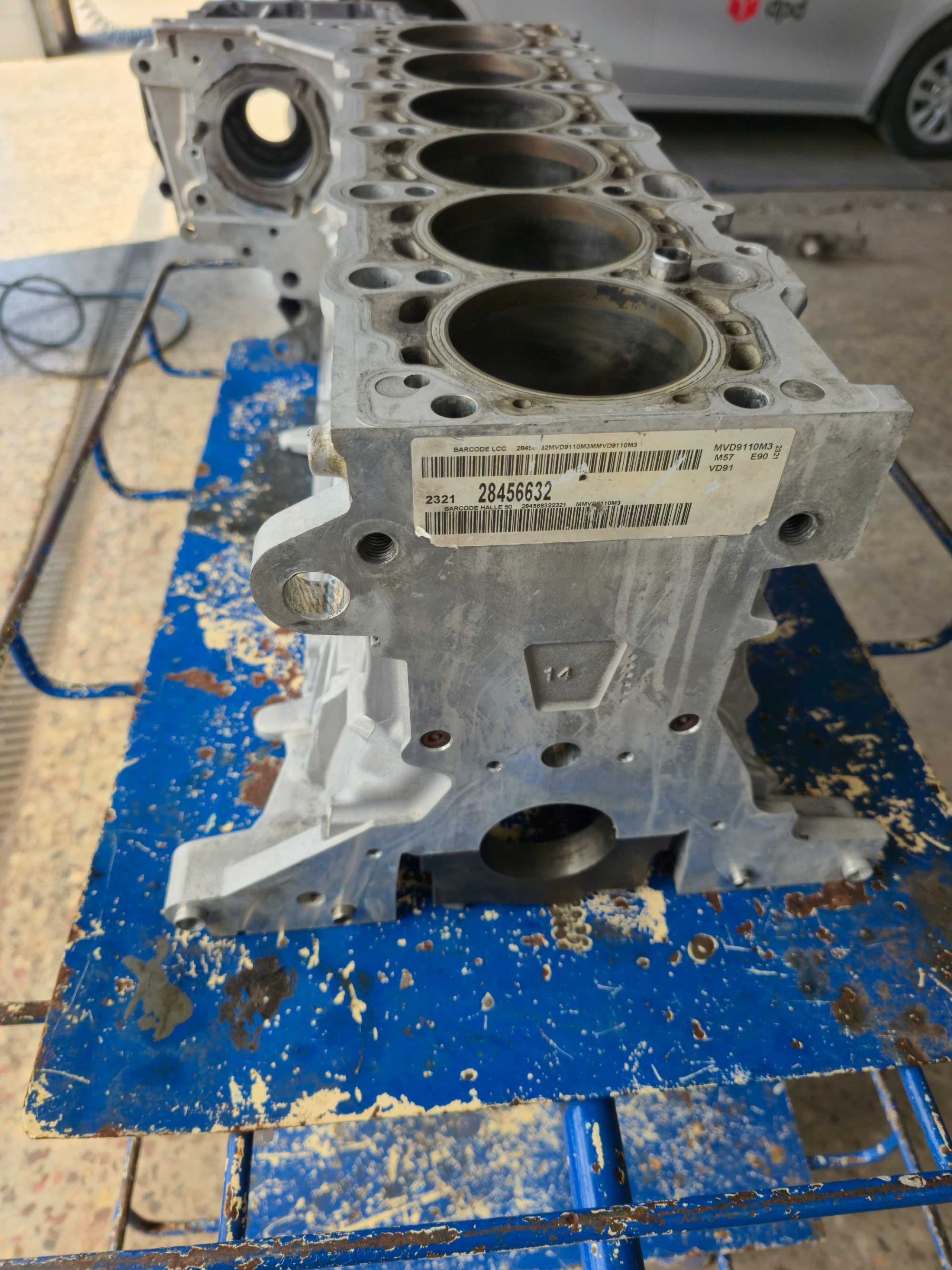 Blok silnika M57n2 306d3 M57D30 Bmw e90 e60 e70 x3 x5 e63