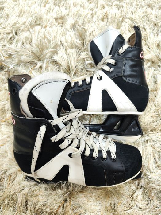 Хокейні дорослі ковзани 43 рр - 27 см