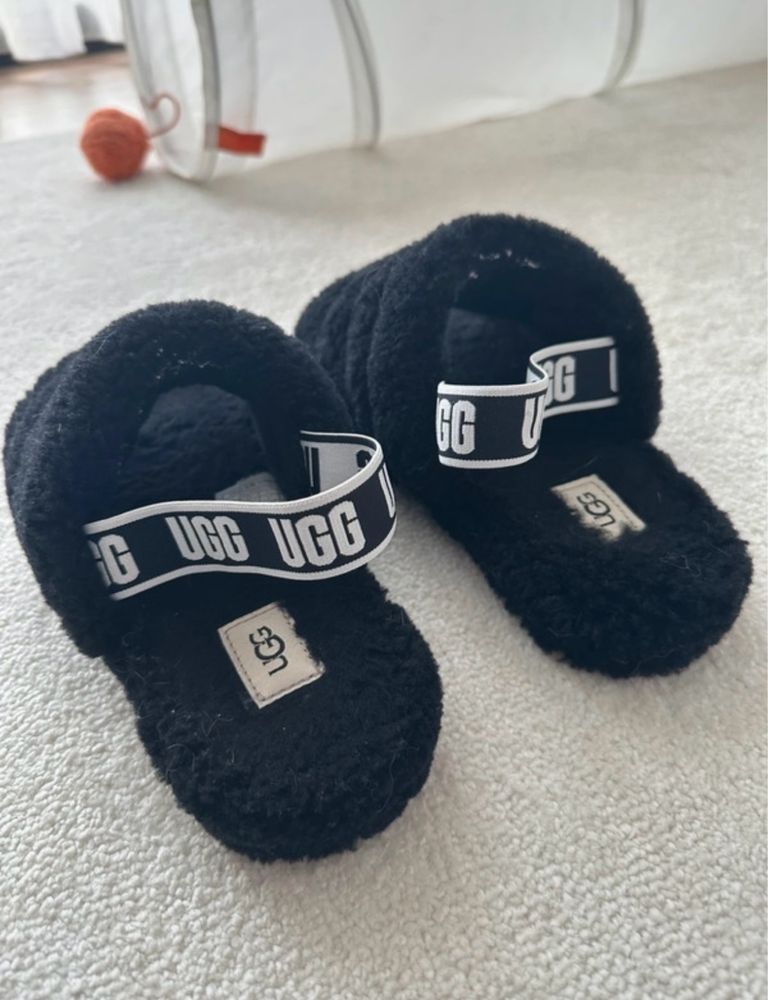 Sapato UGG preto