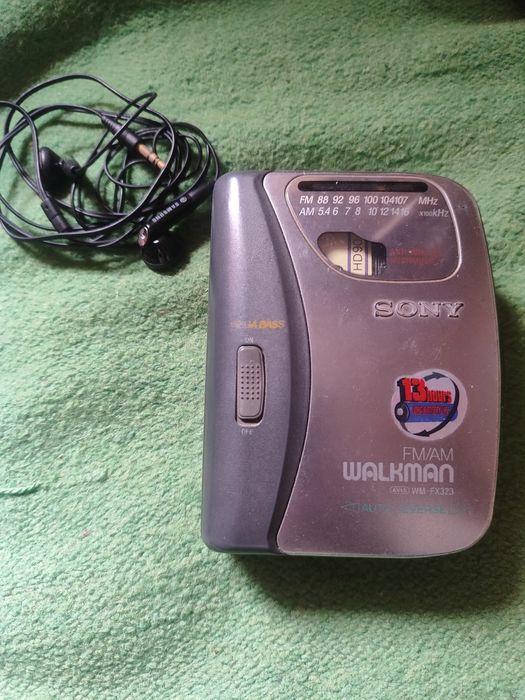 Плеер Sony Walkman с автореверсом, новый.