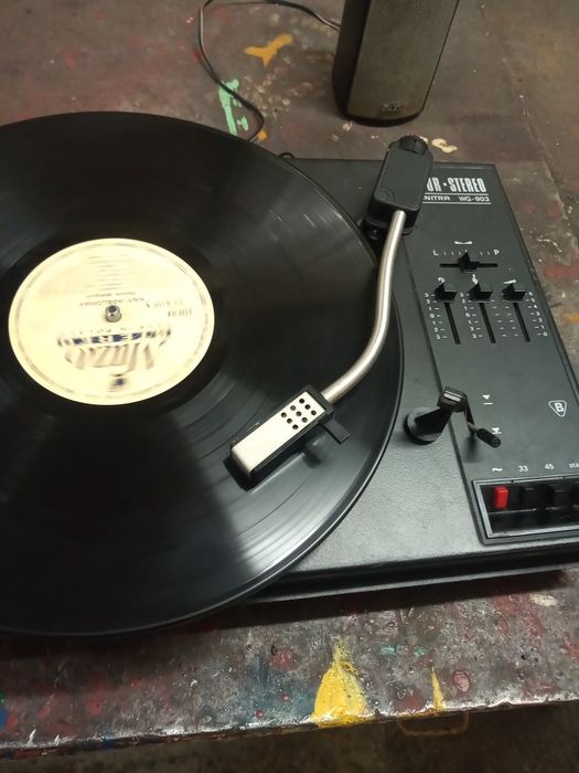 Gramofon UNITRA Artur