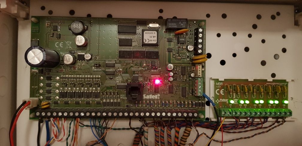 Alarm Satel CA-10 manipulator 2 LCD