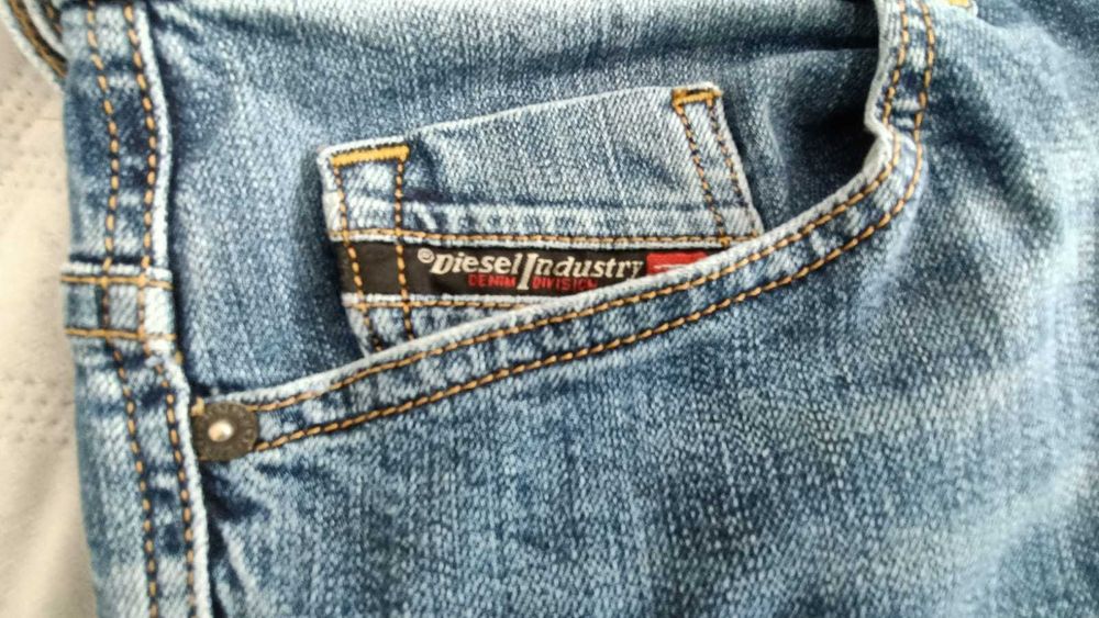 Spodnie Diesel w33 l32 jeansy Diesel Industry