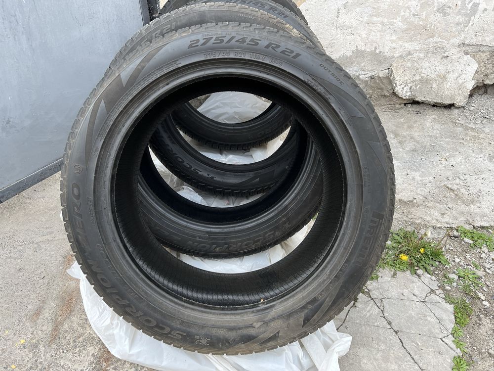 Pirelli Scorpion Zero 275/45/21