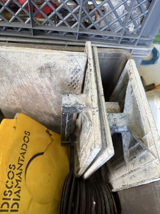 Material manual de pedreiro