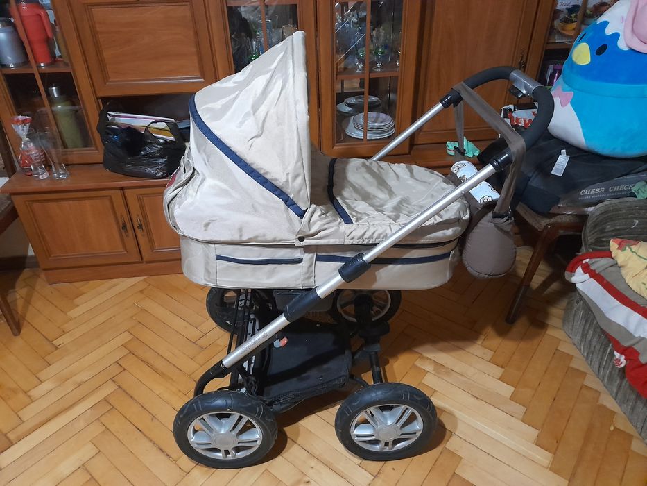 Коляска дитяча бу