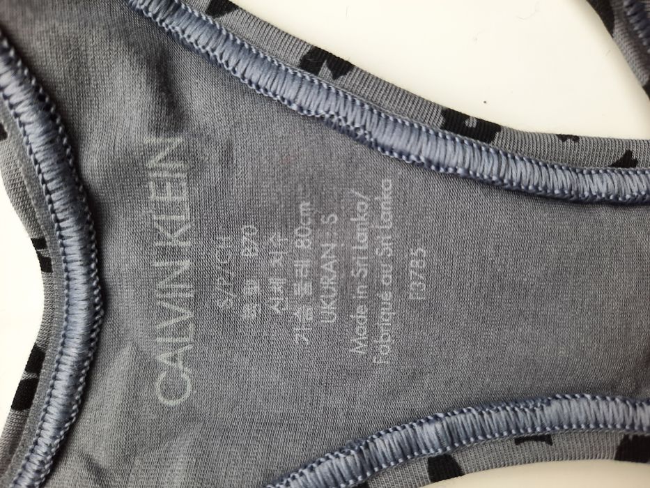 Бюстгальтер  Calvin Klein