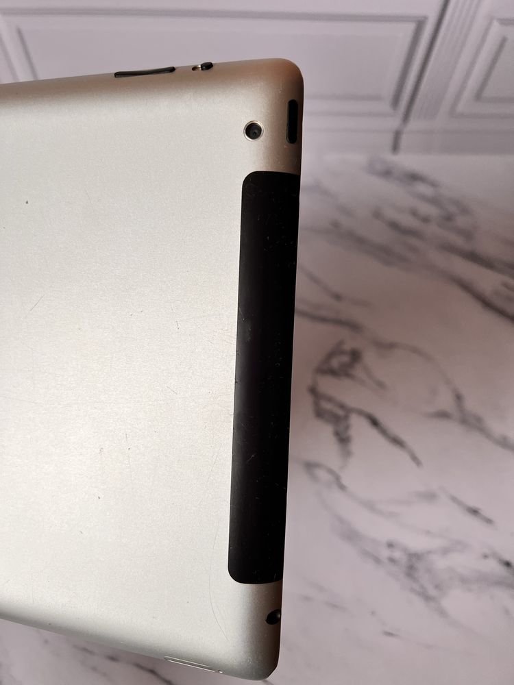 iPad Apple 16 GB, модель А1396