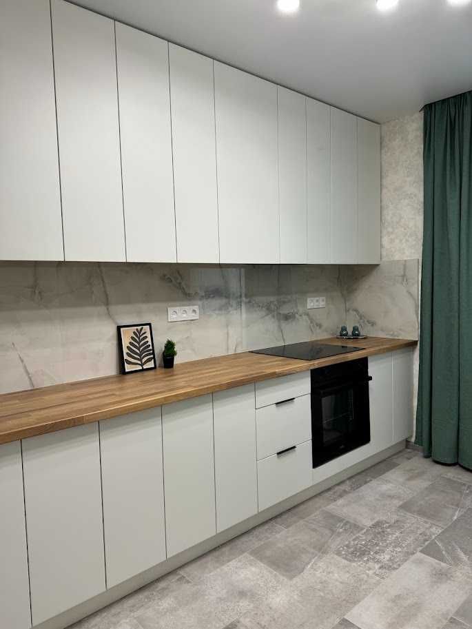 Продам 1-но кімнатну квартиру по вул.Металургів, 41кв.м