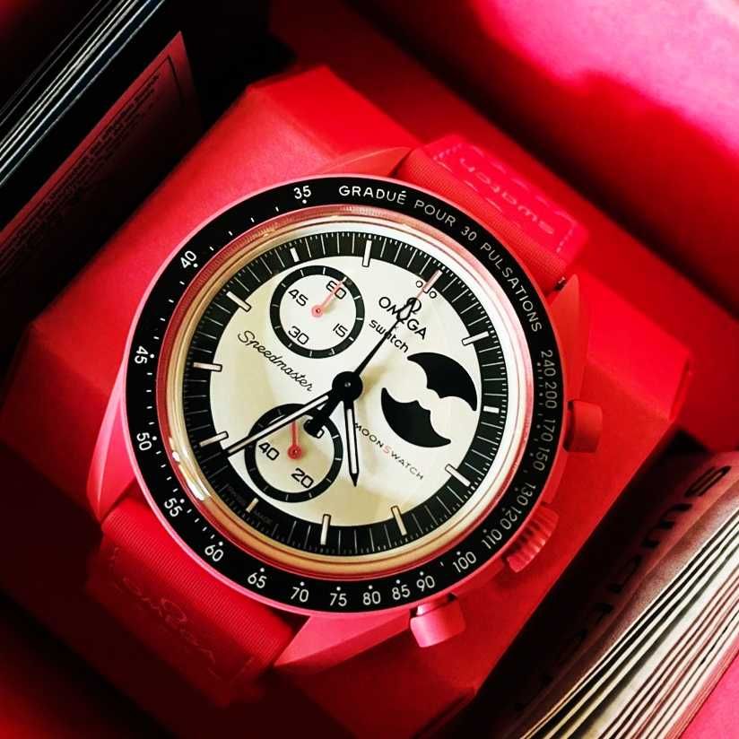 Pink Moon Watch - delikatny design inspirowany światłem księżyca!