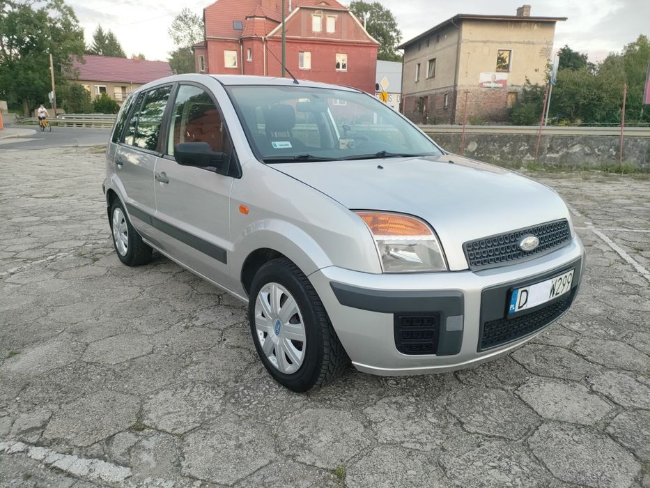 Ford Fusion 1.4 benzyna klimatyzacja zarejestrowany ubezpieczony