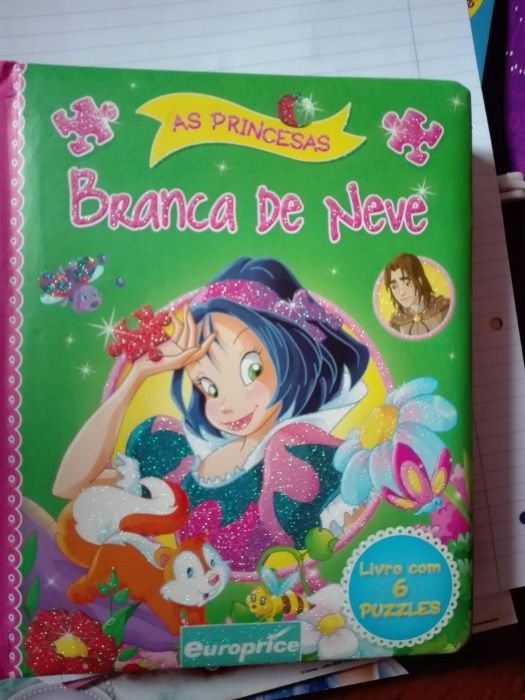 Livro: Branca de neve + puzzle