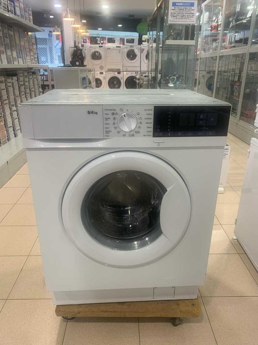 Máquina Lavar e Secar Roupa Ikea muito bom estado. 1 ano garantia