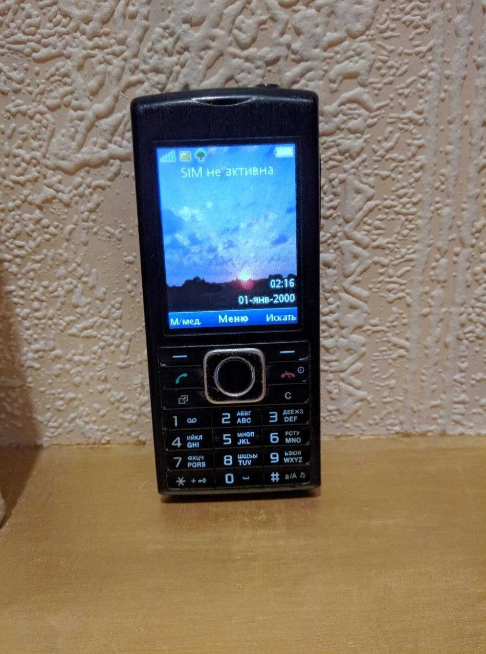 Sony Ericsson j108i Cedar