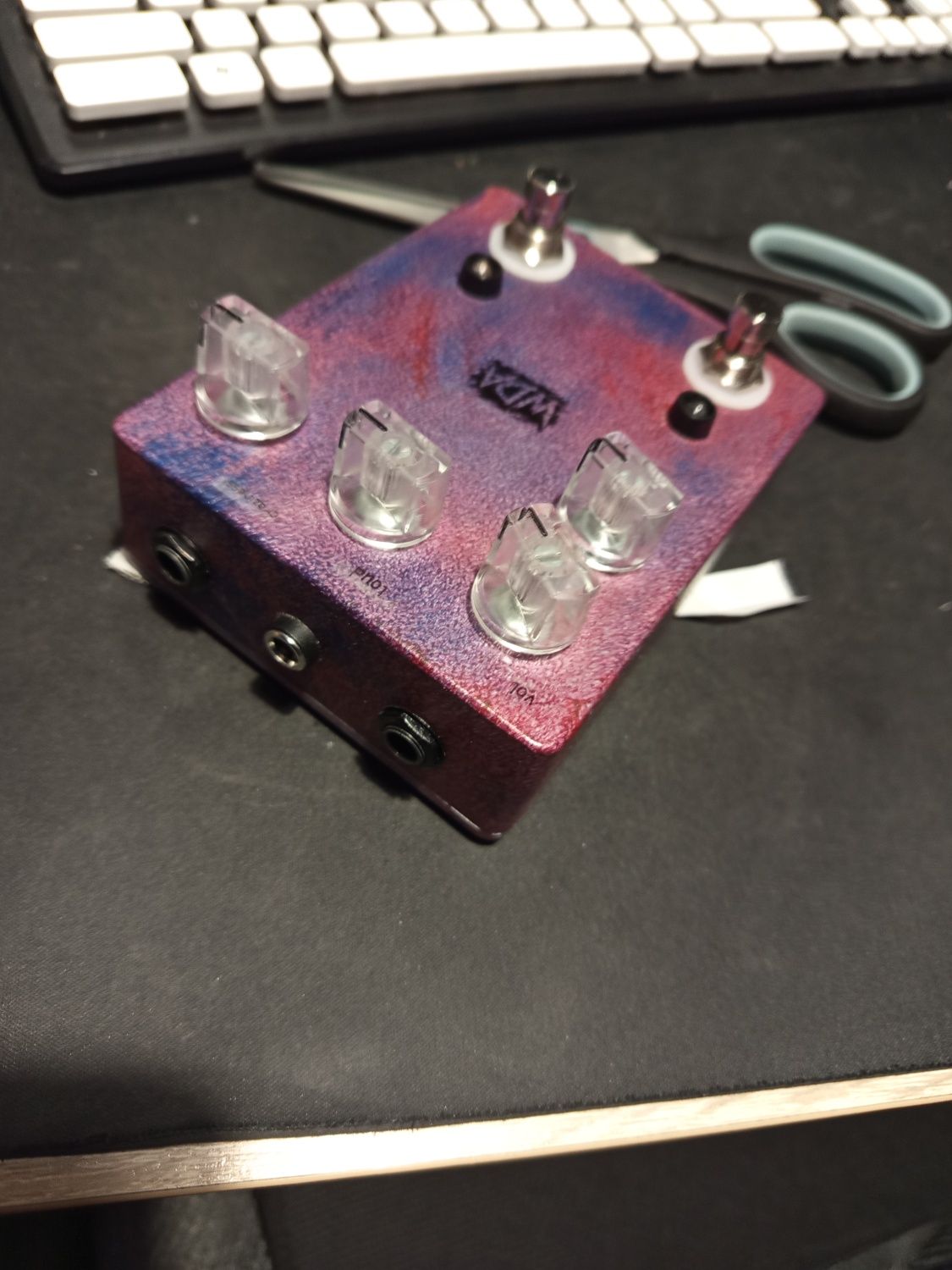 WDA - Brutalist jr + boost GCI EQDefekt Distortion