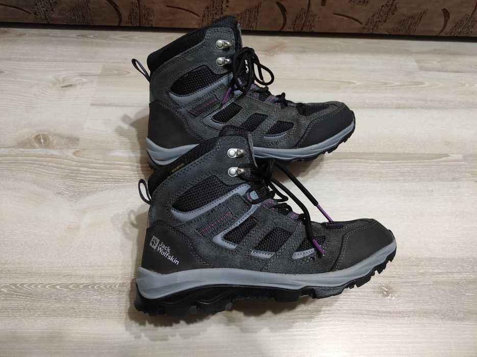 Женские водостойкие термо кроссовки ботинки Jack Wolfskin 38 размер